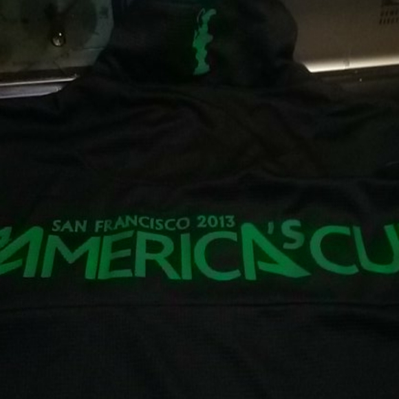 COPY - ⭐America's cup cool coat!⭐ - Picture 5 of 7